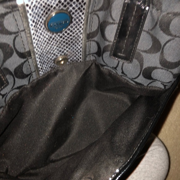 100% REAL COACH PURSE - Picture 5 of 5